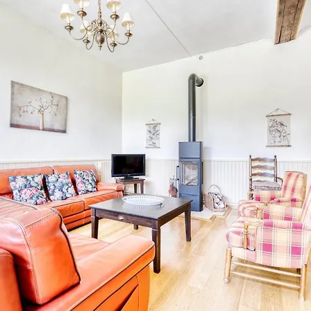Large Character House Near Caen * Tourville-sur-Odon